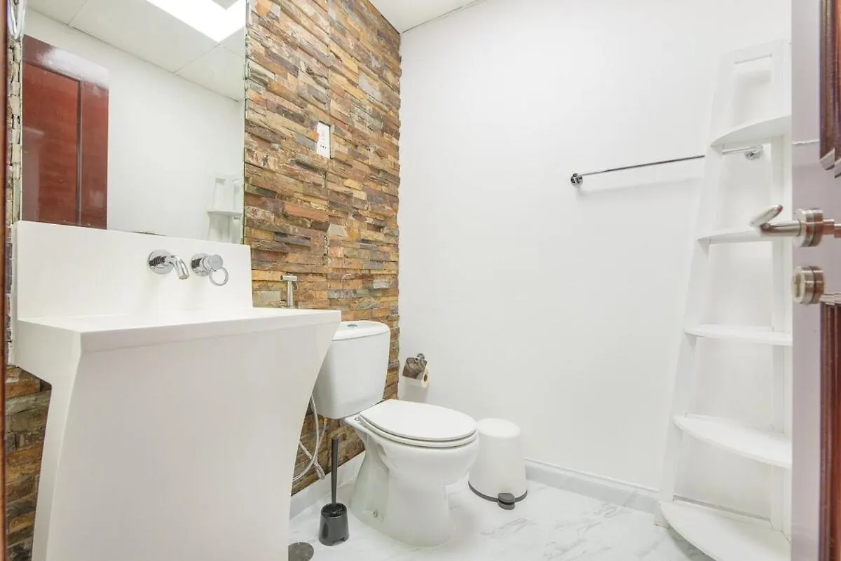 Stylish 2Br At Belvedere With Balcony Views Dubai