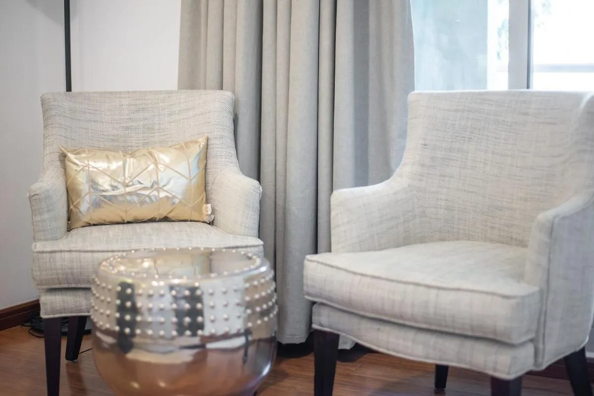 Stylish 2Br At Belvedere With Balcony Views Dubai Holiday home